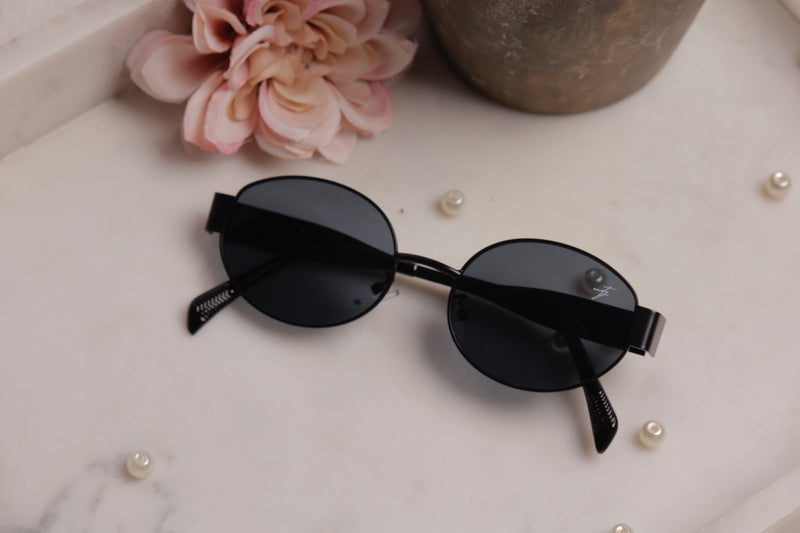 SoySylvia Sunnies (Black on Black Frame)